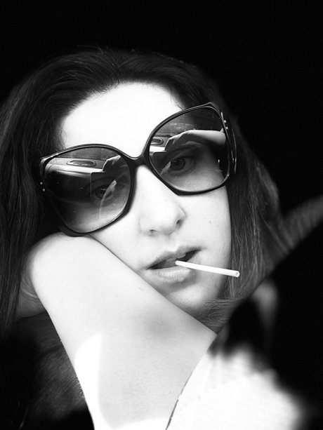 Red Queen exclusive model gallery