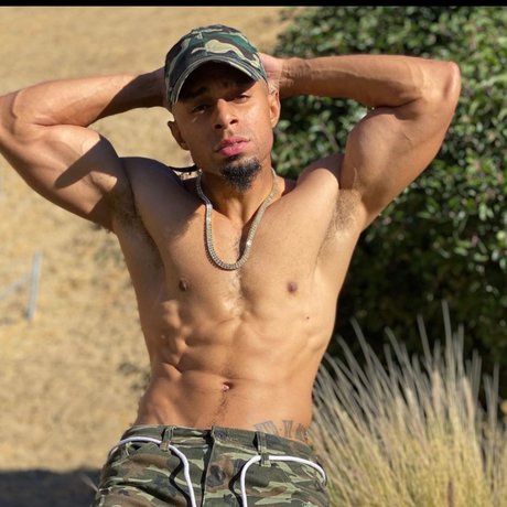 Bad Boy Blondie sexy actress photos