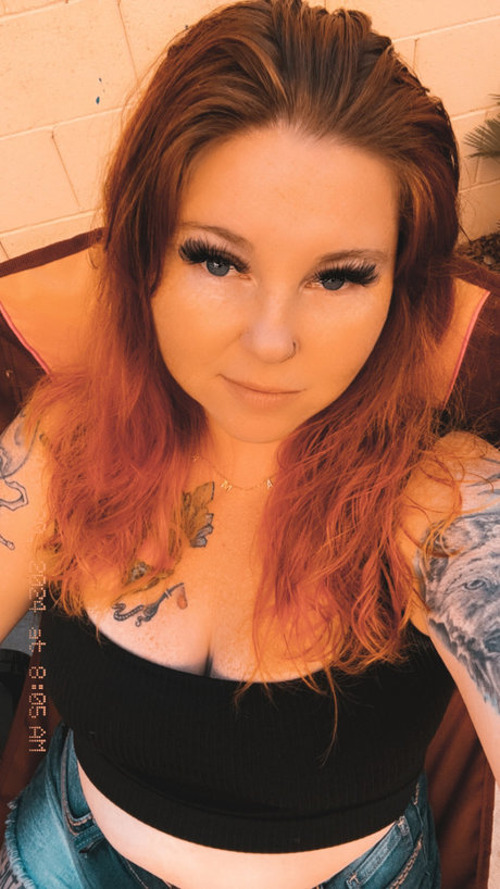 Fun sized red head star top pictures