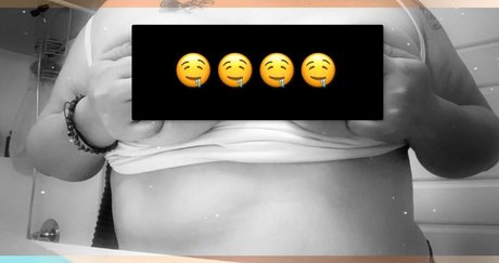 QueenBlue_ sexy star pic