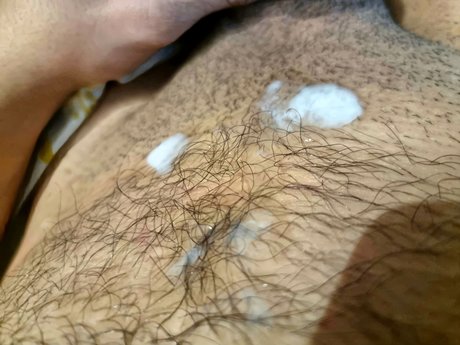 Rabbitwallis beautiful model img