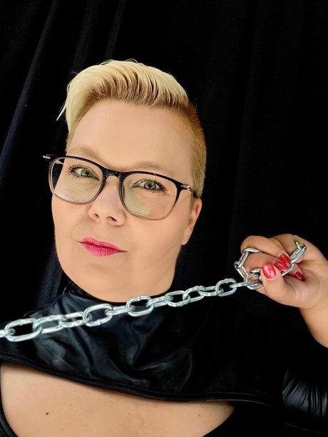 Domina Lady Susan Berlin naked actress img