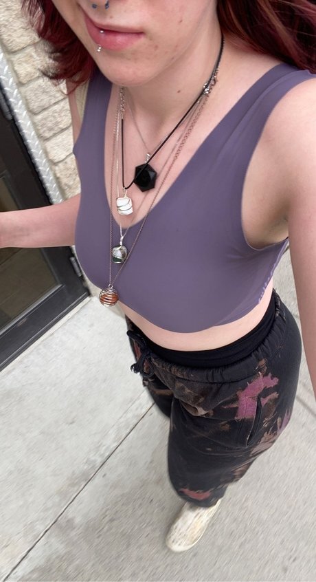 Quinn Sinz hot model archive