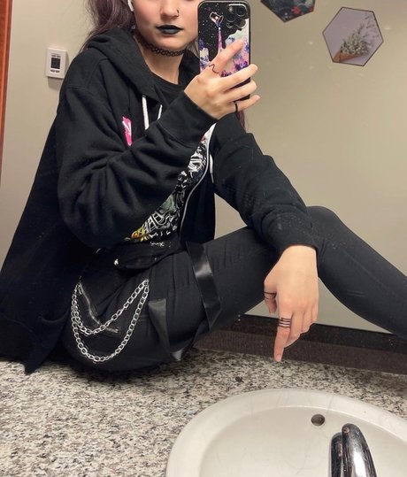 Queen Yvette pretty actress pictures