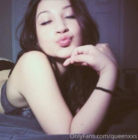 QueenxGoddess exclusive pornstar gallery