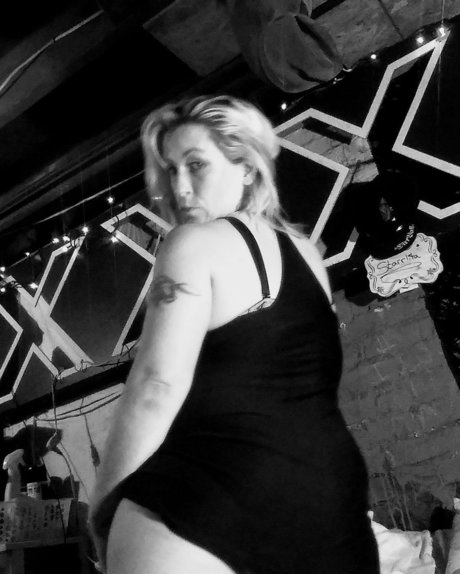 Queen Starrlita s Way model galleries