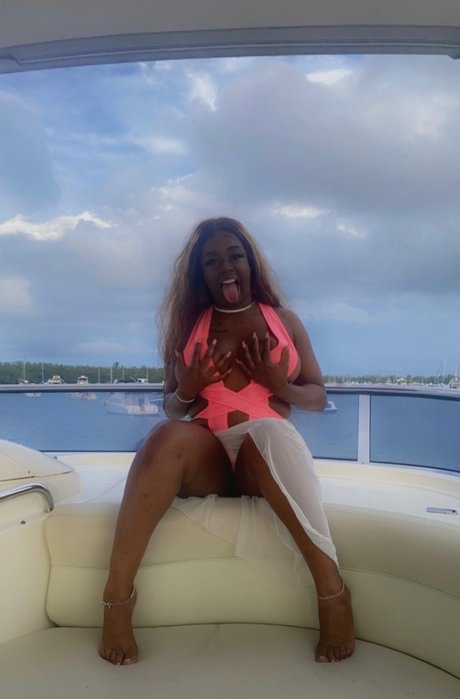 PRESSUREDADON nude pornstar pics