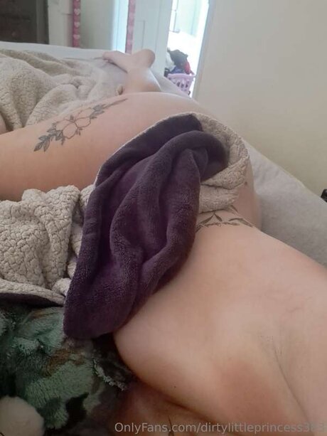 Dirty Little Princess model perfect photos