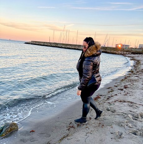 DevilAngelBBW sexy model archive