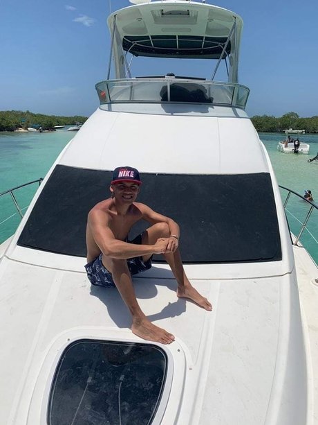 daniel jimenez exclusive actress pic