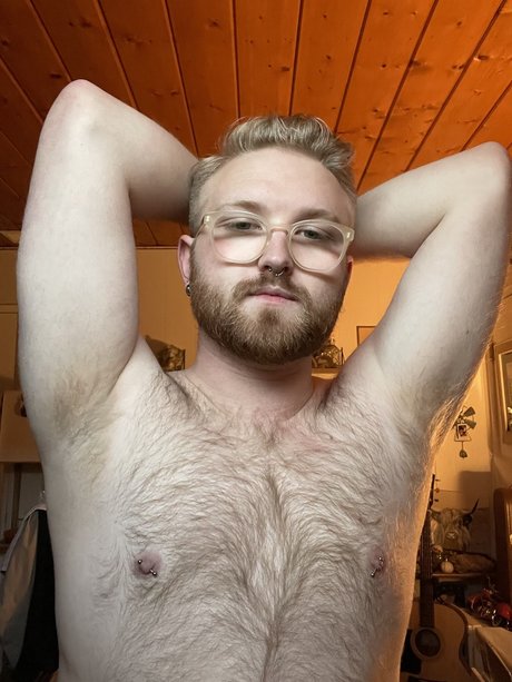 Dexxxter099 naked model img