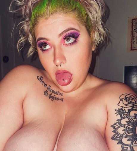 rainbowbaybeee nude model pictures