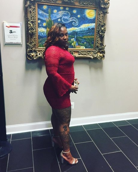 SUPER RAIN erotic actress photo