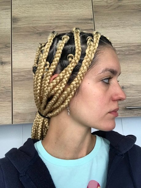 Deessebronzee pretty pornstar image