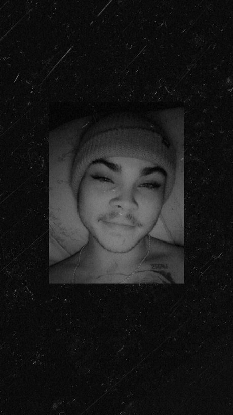 Noah Perrault Smith erotic star pictures