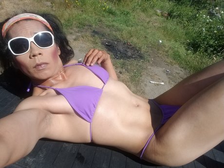 CandyRossario604 naked pornstar galleries