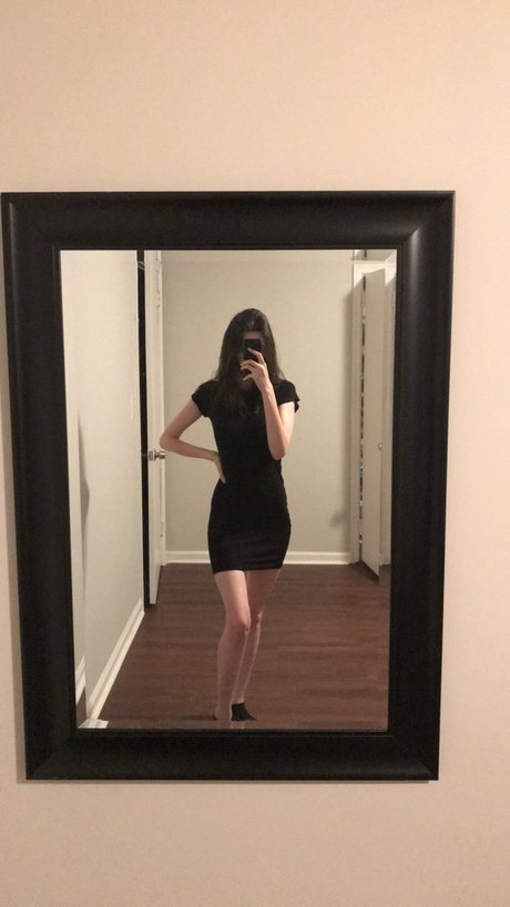 Real Hot Mom pretty star photos