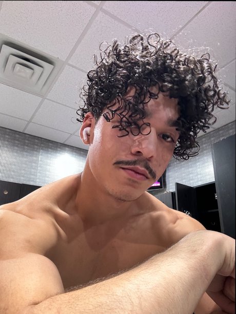 K D model erotic gallery