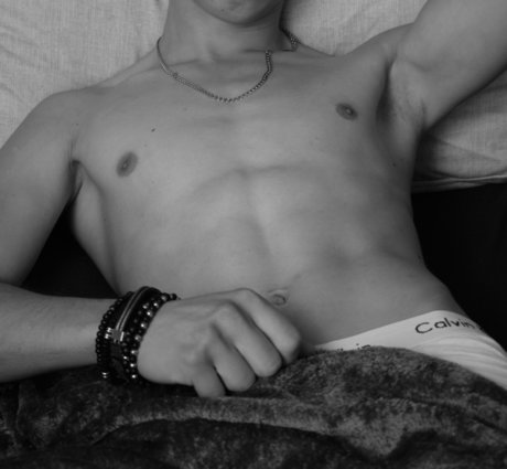 Dudmenn model nude picture