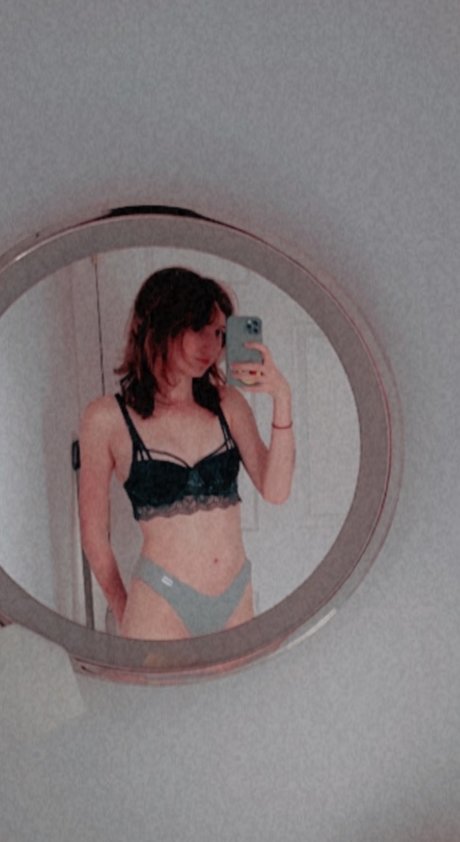 Ev Bunny pornstar xxx images