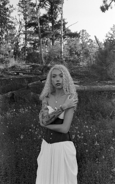 EveWilliams model perfect photo