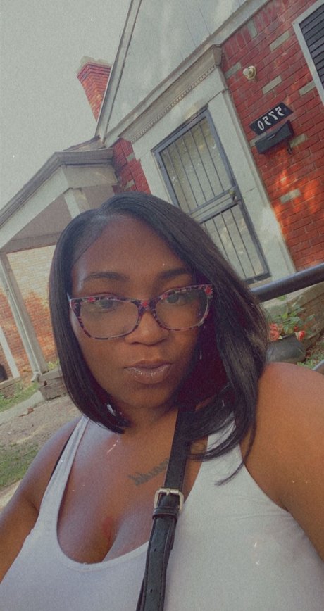 iamHER nice star archive