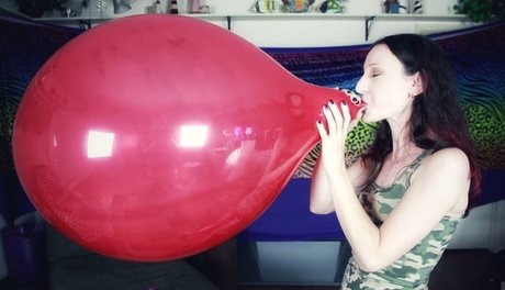 Ravyn Hazelwood Free pretty model pic