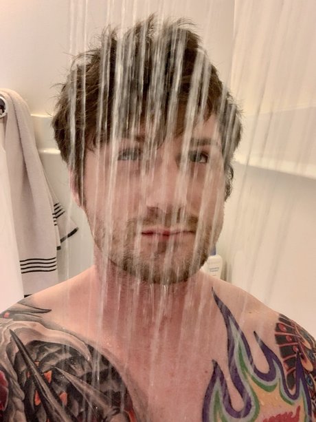 Gassy naked pornstar images