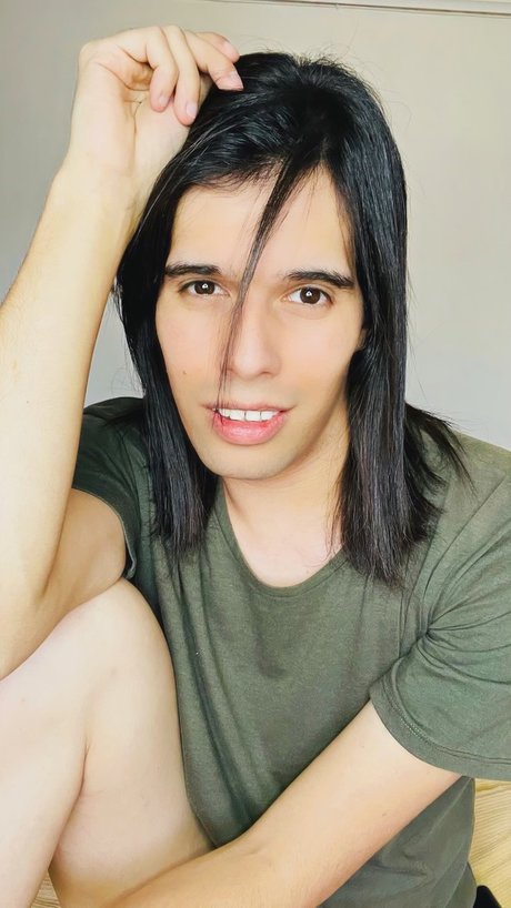 ricardo model naked pic