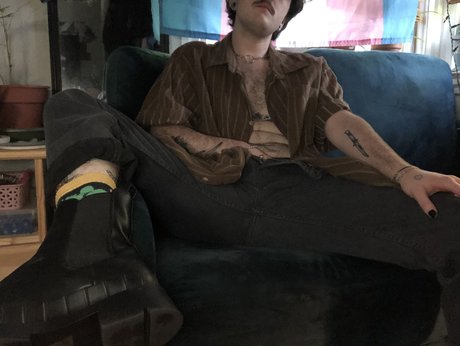 Rhys Pansy nude model photo