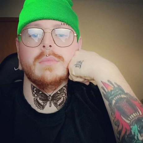 Anton Cash model nudes picture