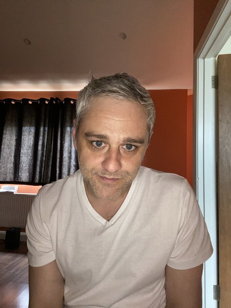 RevolutionBlues star naked image