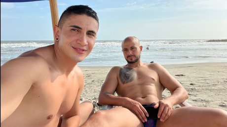 HA LO_ naked actress picture