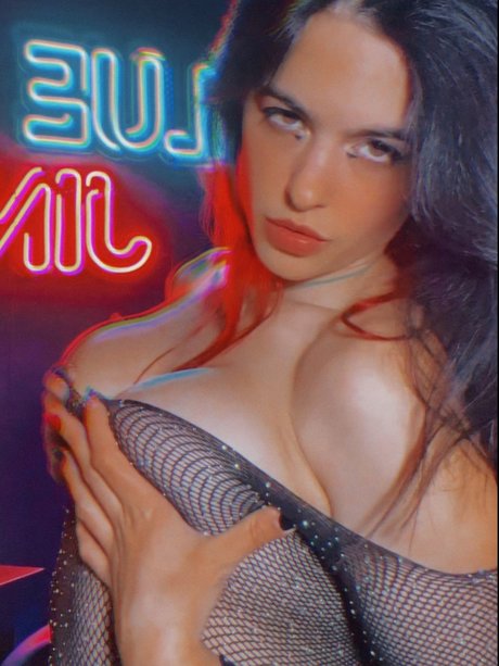 Red Jinx Maldici n Roja_ sexy pornstar photo