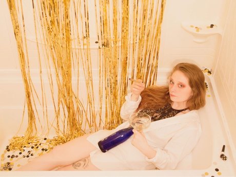 Your favorite strawberry blonde_ adult star pictures