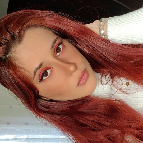 Alecsys sexy star pic