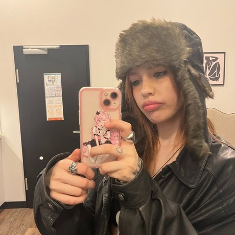 Rosaline_ star picture