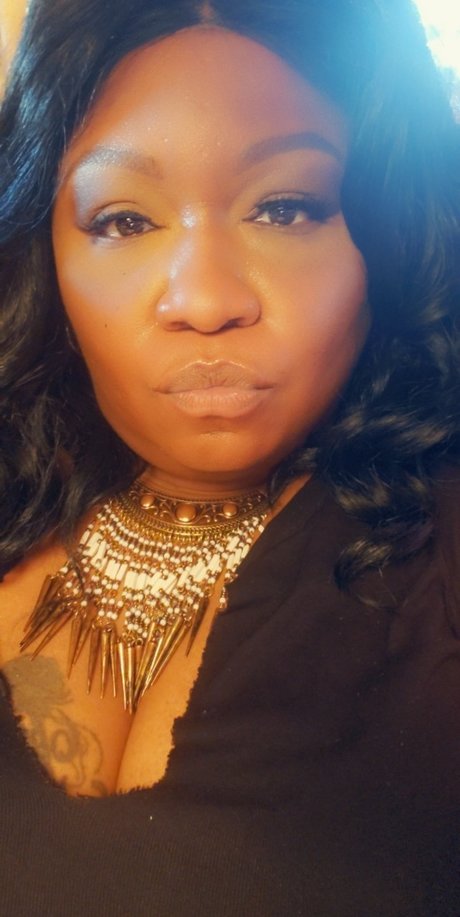 Candiluv4u model pornographic picture