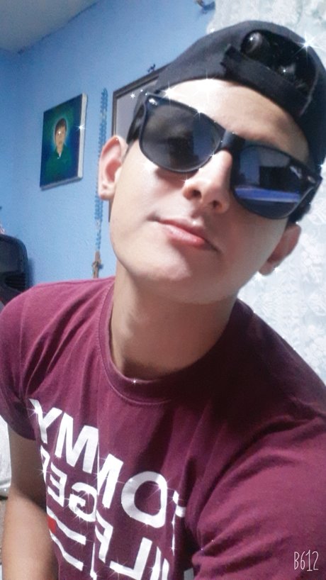 Rodrigo navarro hot actress pictures