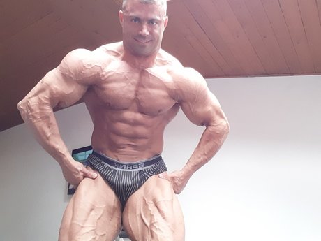 ROCKY REMINGTON naked model images