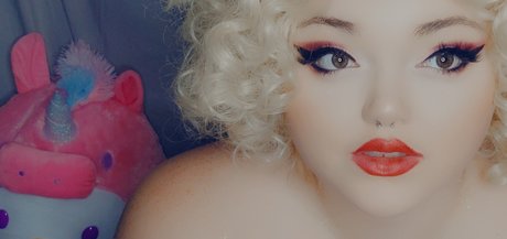 Rock and rosee naked actress pics