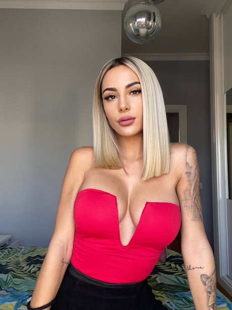 Rocioamarfree sex model archive