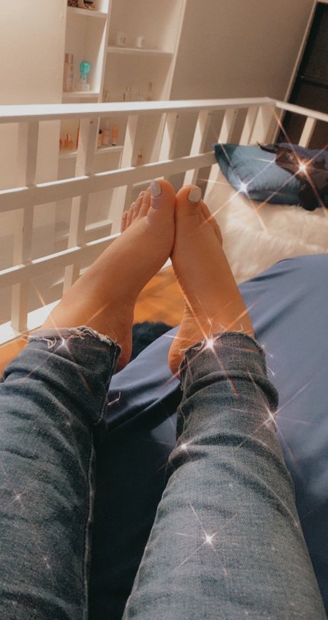 Reiana Love pornstar picture