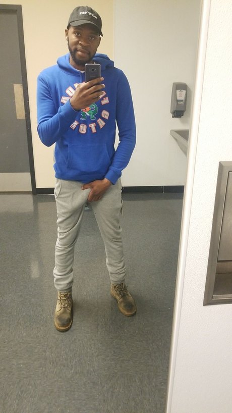 zaddy mac pretty model images