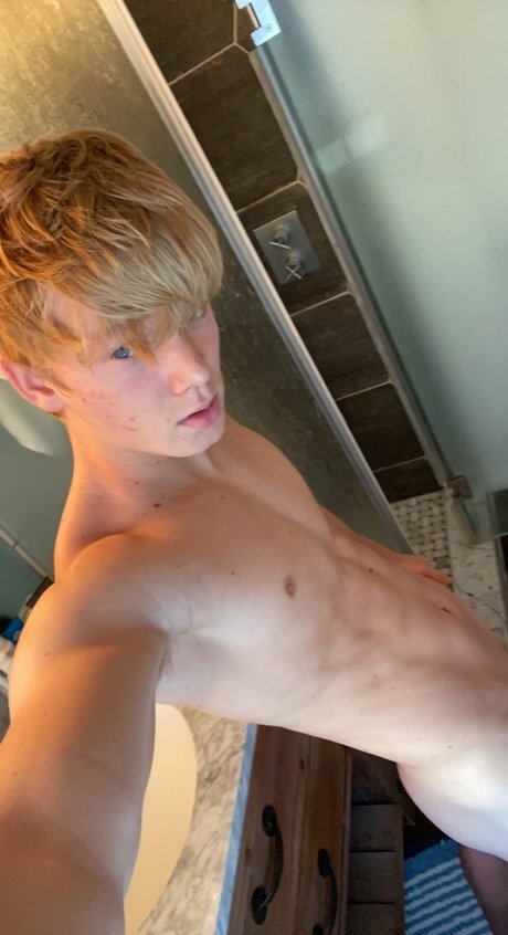 Chad White xxx actress photo