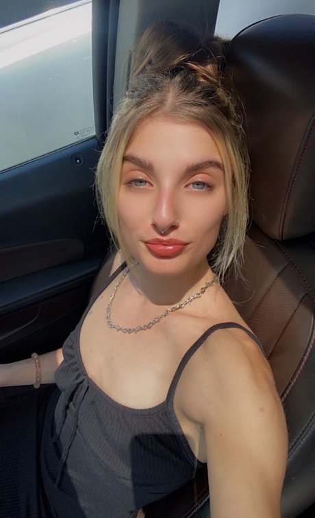 tallgirl onlyfans art xxx pictures