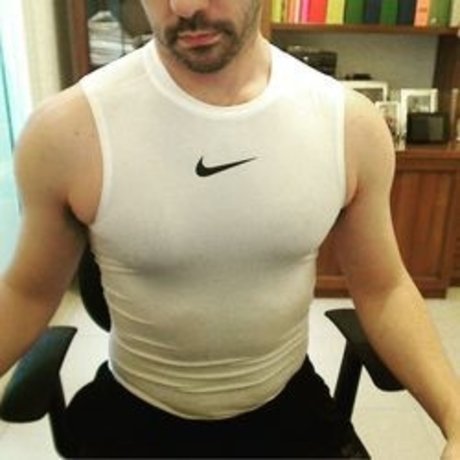 RickyTV model art img