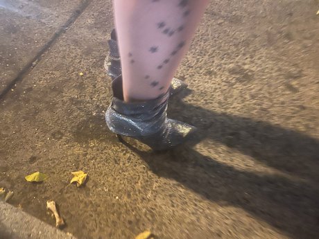 Hey babe nude actress gallery