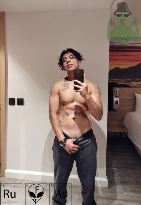 Rufas eroVip art model pics