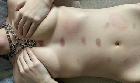 Ruby Jewl model top picture